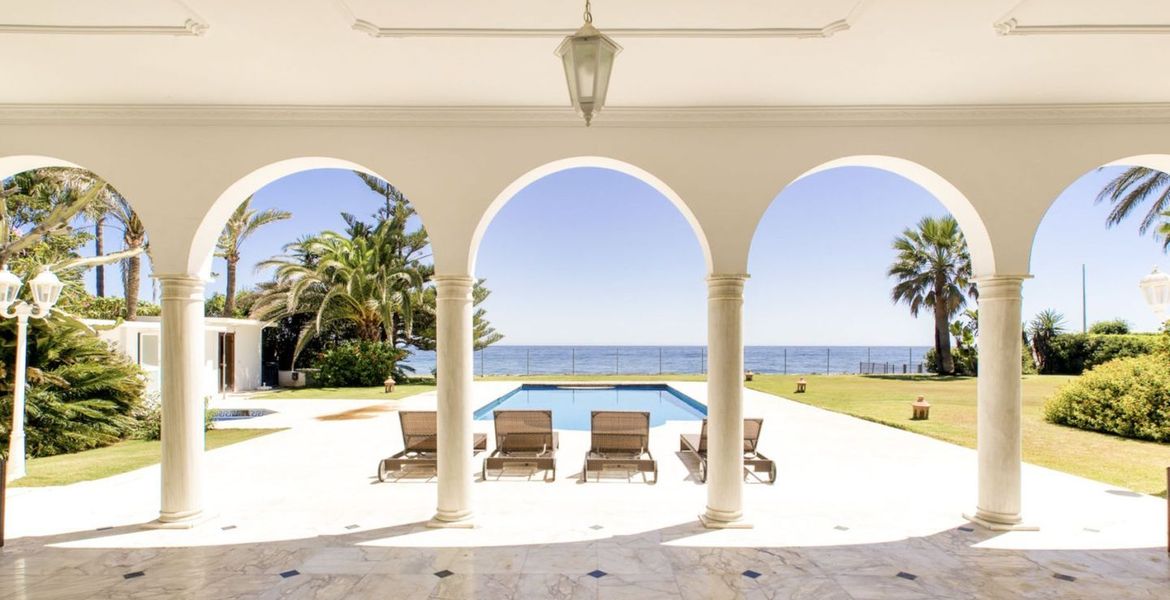 Villa on the beach Marbella Guadalmina