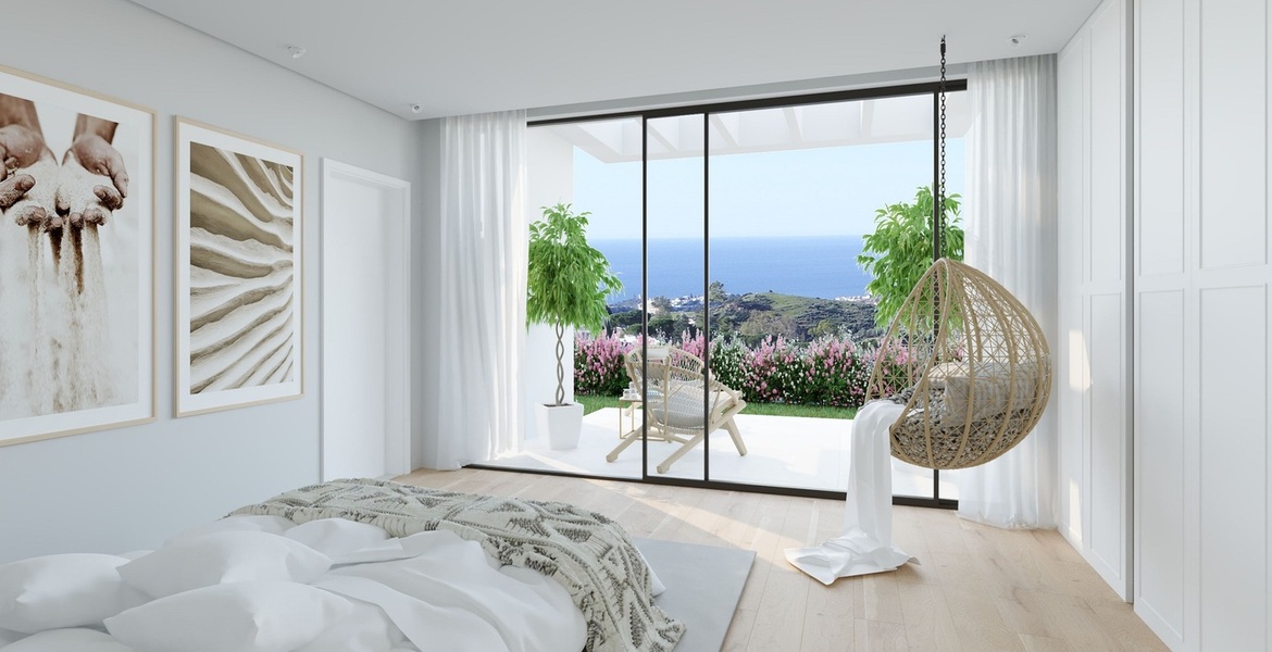 Villa in Mijas with 219 sqm built and 4 bedrooms for sale