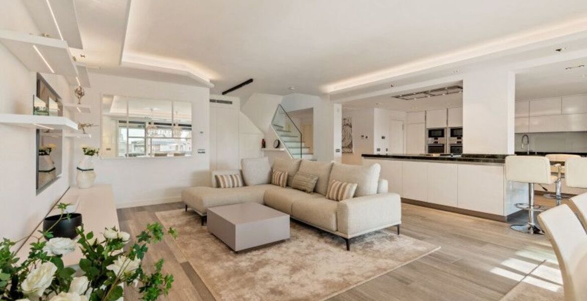 Modern renovated duplex penthouse for sale in puente romano