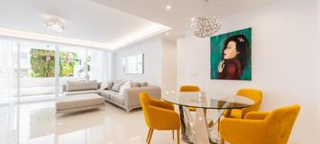 Splendid corner apartment in Marina Puente Romano